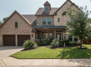 900 Spring Creek Dr, Grapevine, TX 76051