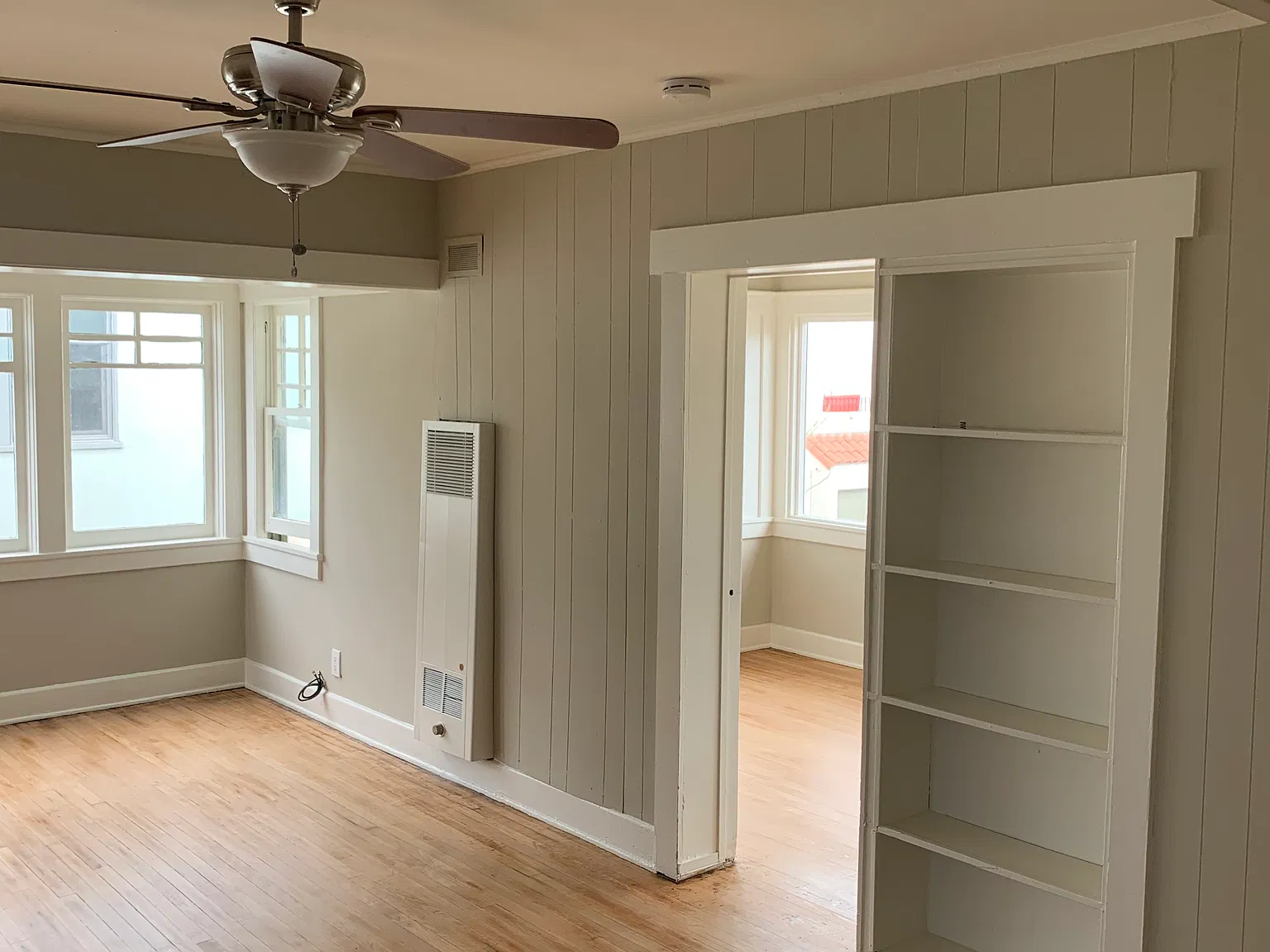 1 bed, 700 sqft, $2,100 — Photo 3