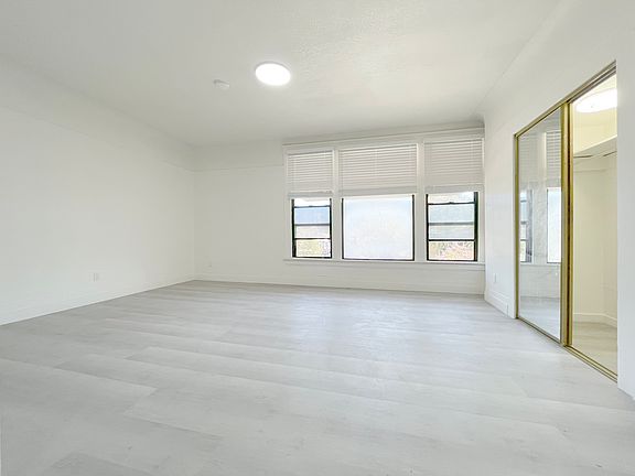 3rd image of 411 E Santa Clara St #A