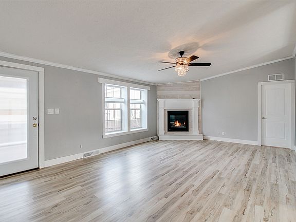 4th image of 23 Mountainside Dr