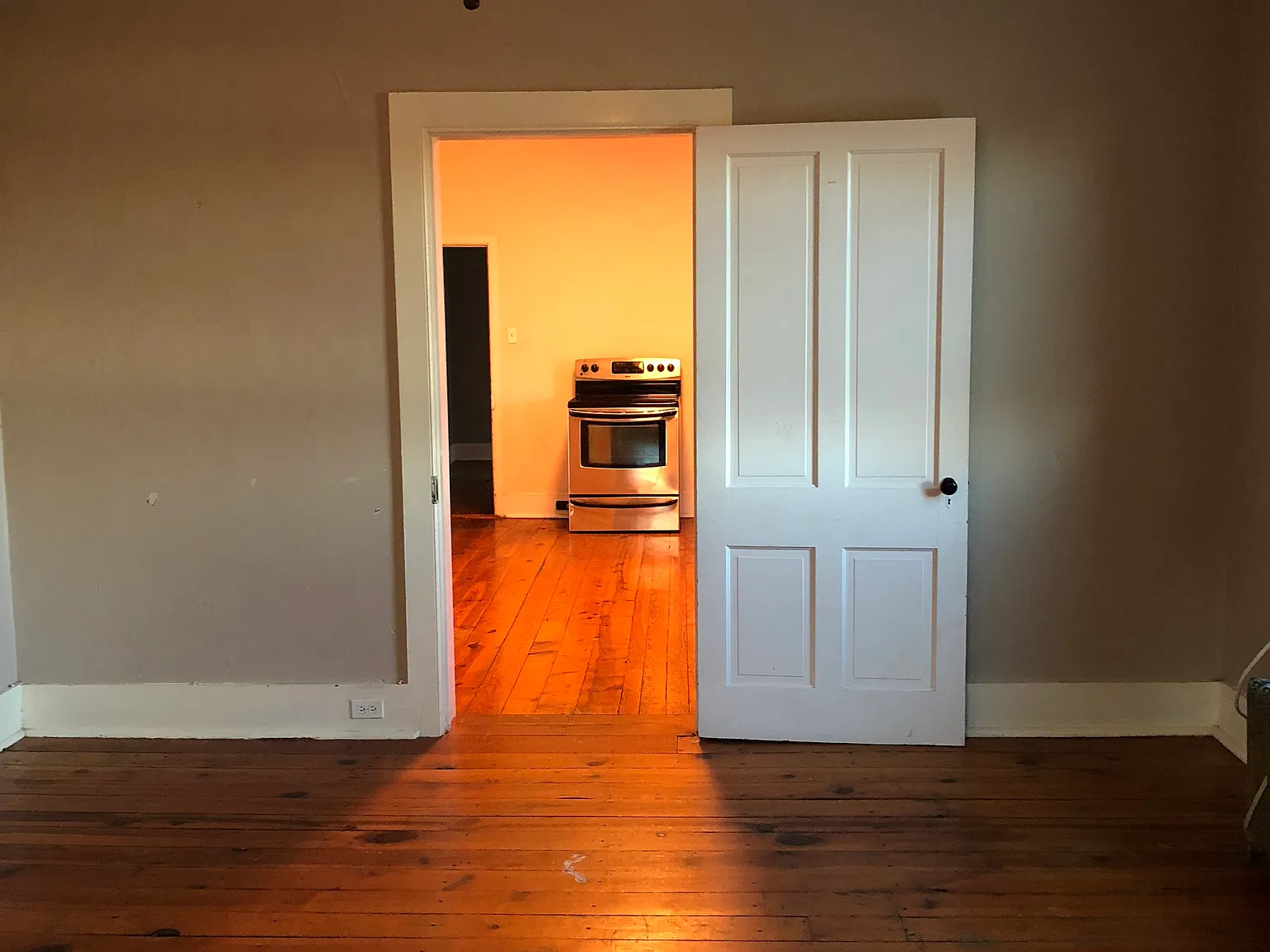 2 bed, 1450 sqft, $1,500 — Photo 2