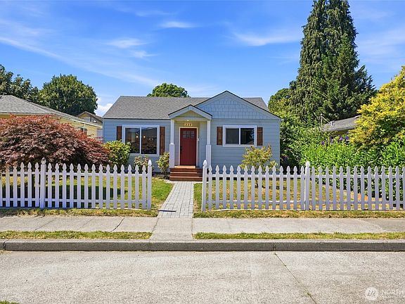 2nd image of 229 19th Avenue