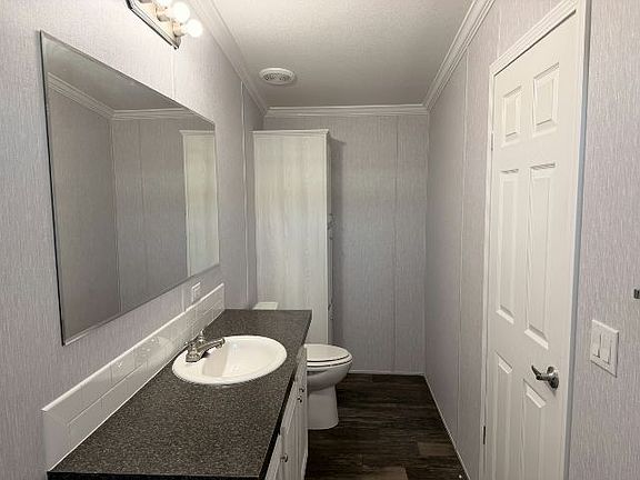 5th image of 7255 Greenbrier Village Rd #145