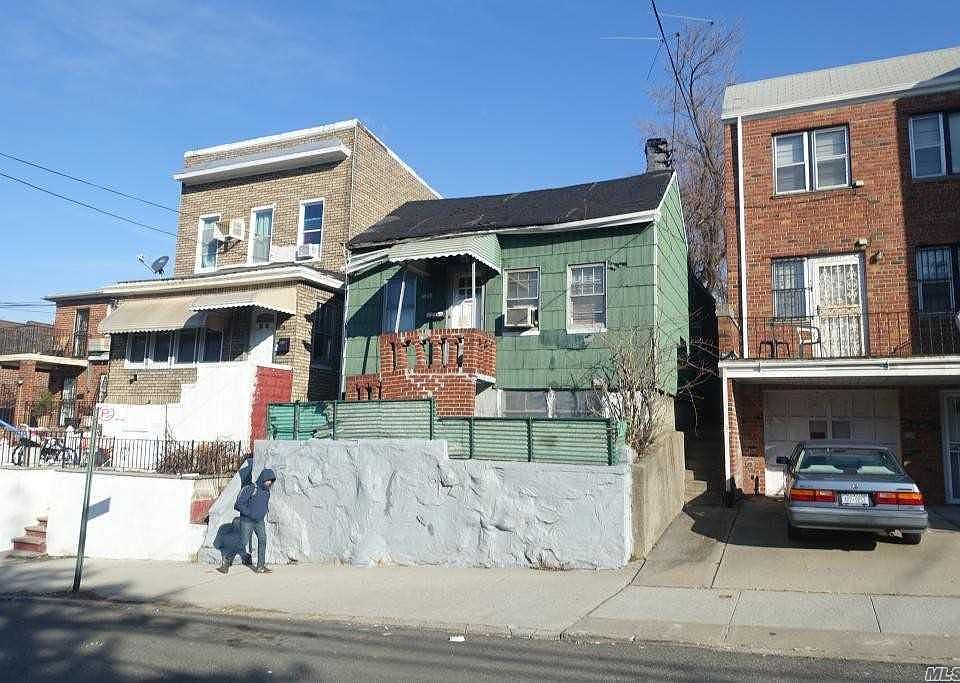 1st image of 69-65 44th Ave