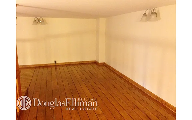 Rented by Douglas Elliman | media 26