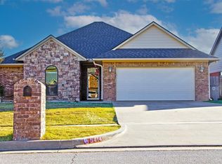 5414 NW King Richard Ave, Lawton, OK 73505