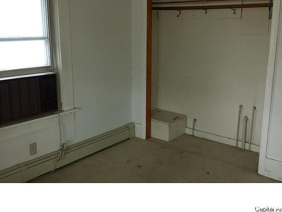 5th image of 225 N Union St