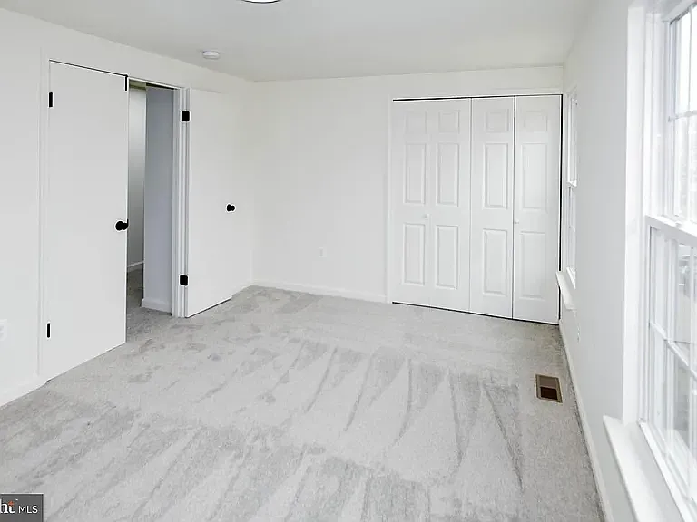 3705 Kempsford Field Pl — Photo 17