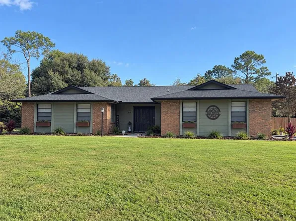 804 LAKE DRIVE, DELAND, FL 32724