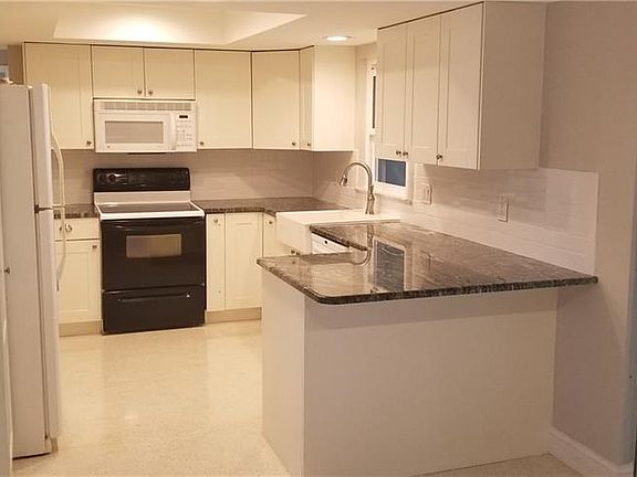 2nd image of 1576 San Christopher Dr