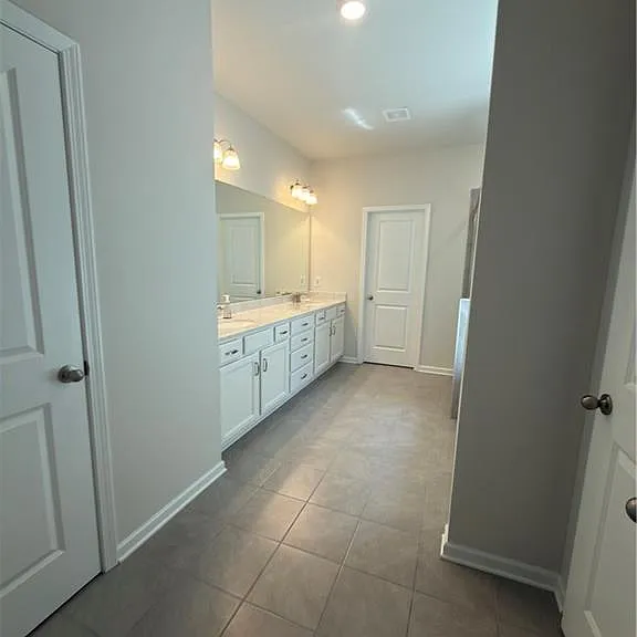 5270 Woodline View Cir — Photo 14