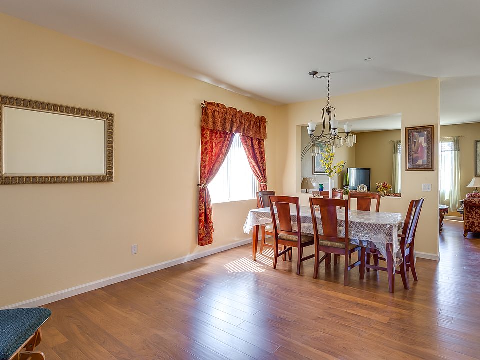 1st image of 222 Petunia Ct