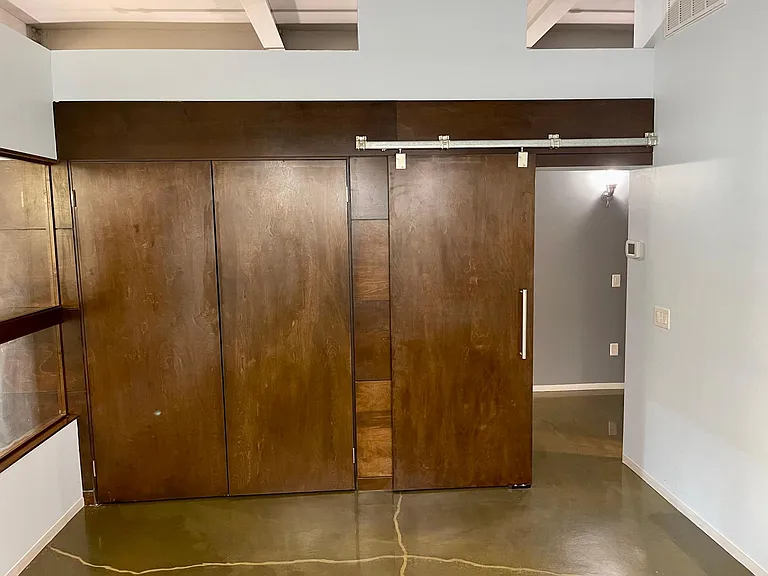 400 Salem Ave #1-C — Photo 8