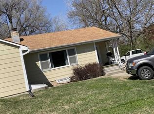 2010 College Heights Rd, Manhattan, KS 66502