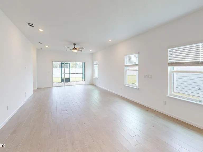 6896 Friendship Fountain Ave — Photo 5