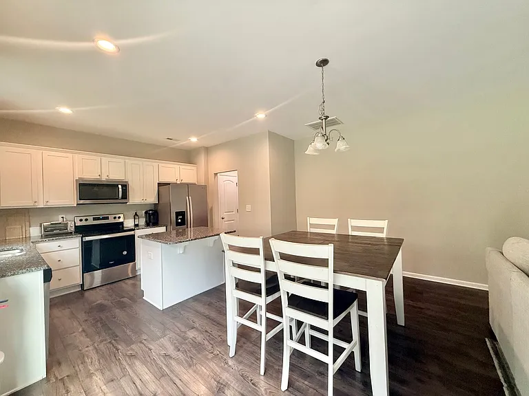 305 S Kramer Path — Photo 6