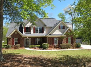 146 Walkers Way, Commerce, GA 30530