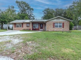 2019 Cherry Ln, Palatka, FL 32177