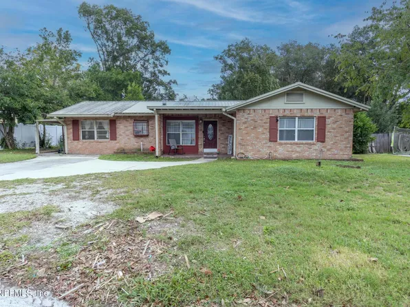 2019 CHERRY Lane, Palatka, FL 32177