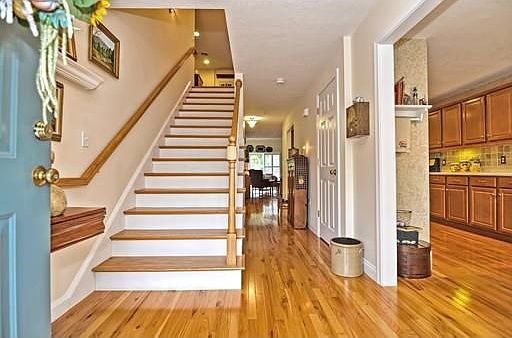 3rd image of 877 Auburnville Way APT B2