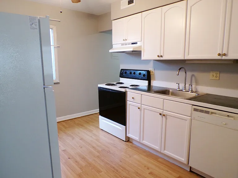 1661 E Weber Rd #1661 — Photo 2