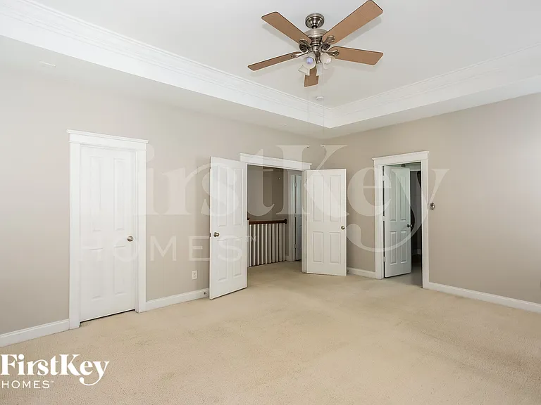 125 E Fenway Ave — Photo 11