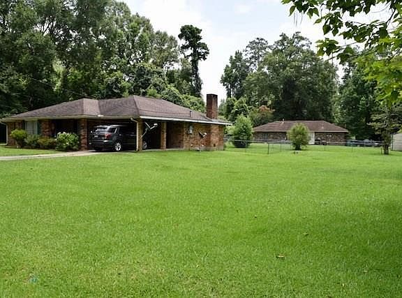 2nd image of 1032 Poinsetta Pl