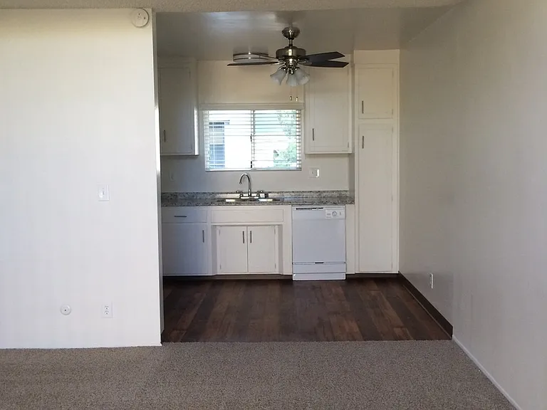 4221 4th Ave — Photo 34
