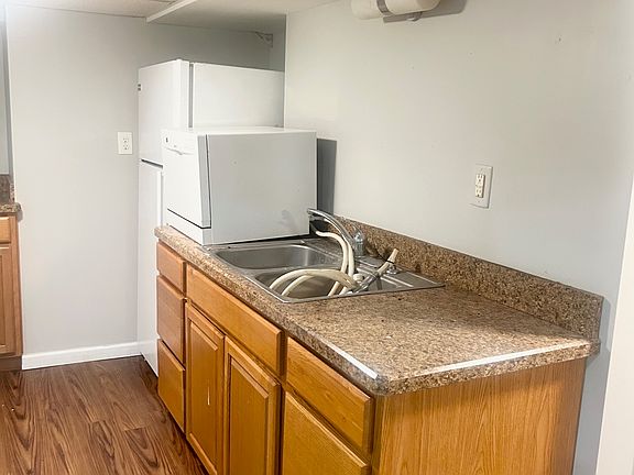 5th image of 2122 Bonnycastle Ave APT 7