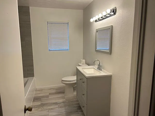 Main bathroom