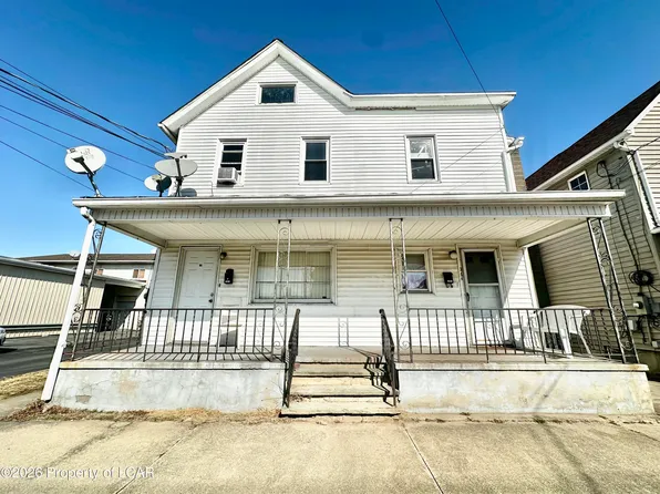 24 E 3rd St, Wyoming, PA 18644