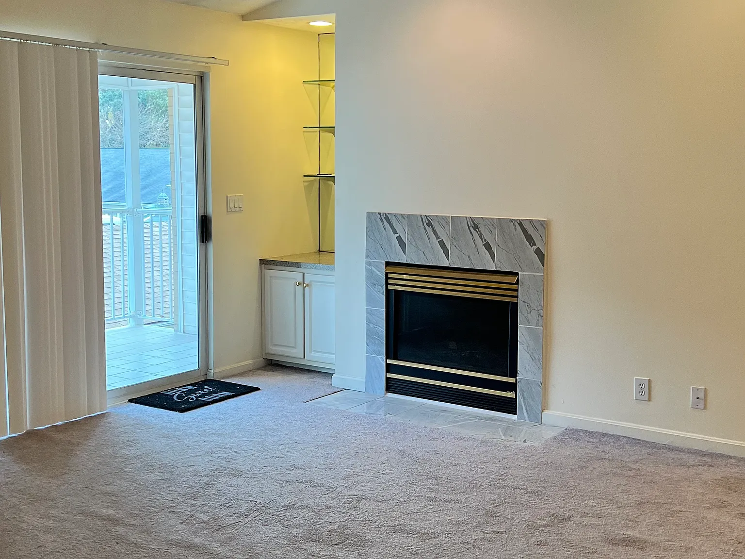 2 bed, 1250 sqft, $1,450 — Photo 3
