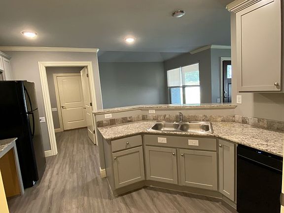4th image of 9017-9019 Sandra Way #9017