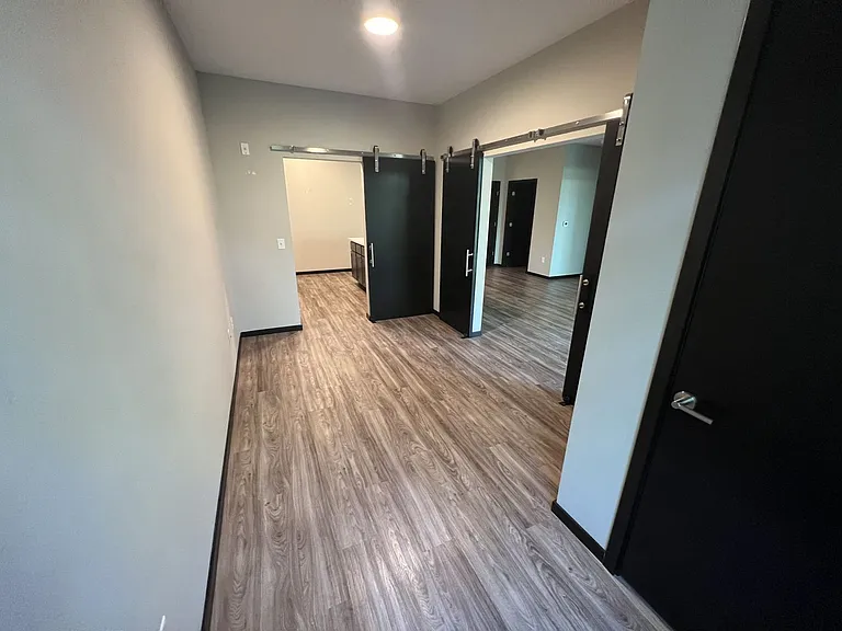 142 Paoli St — Photo 6