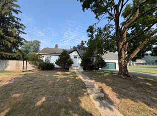 1212 Horace St, Lake Geneva, WI 53147
