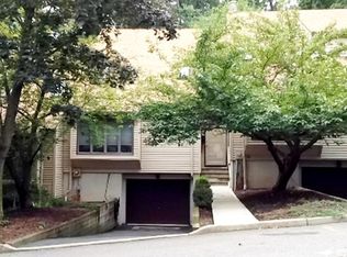 7 Morcom Ter, Oradell, NJ 07649