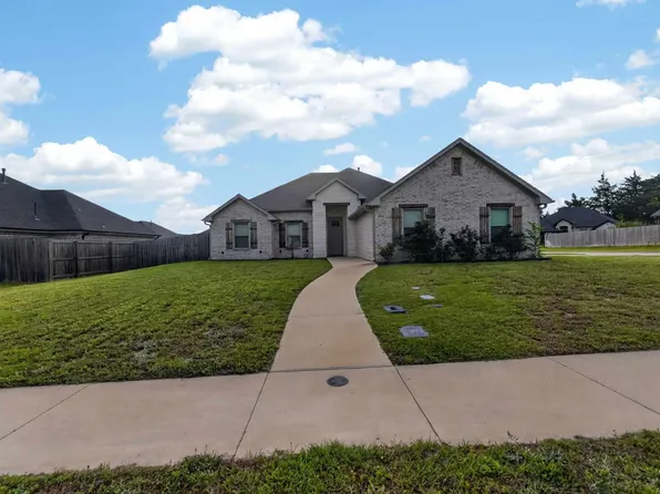 19175 Seneca Dr, Flint, TX 75762