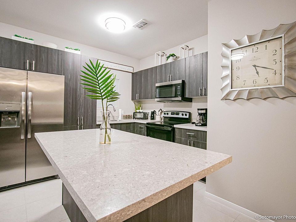 1st image of 5603 Quail Ln #1