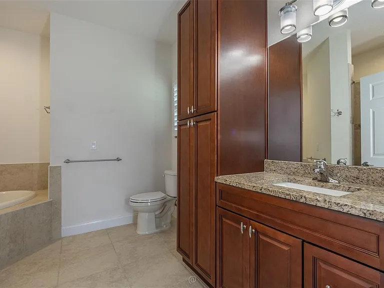 35 Edge Ln — Photo 21