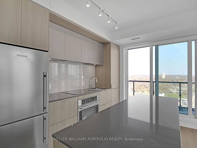 130 River St #1302 — Photo 16