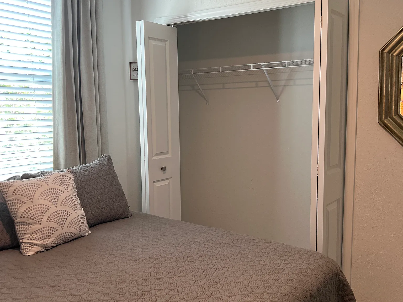 3 bed, 1417 sqft, $1,000 — Photo 2