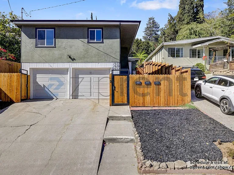 1917 Hyperion Ave — Photo 17
