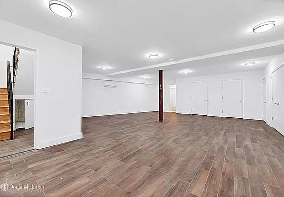 4th image of 4 McGuinness Blvd #1