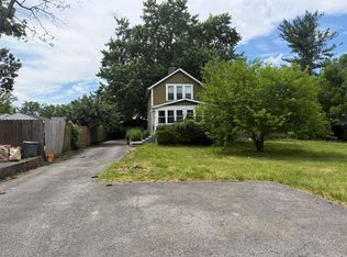 1621 Zettler Rd, Columbus, OH 43227