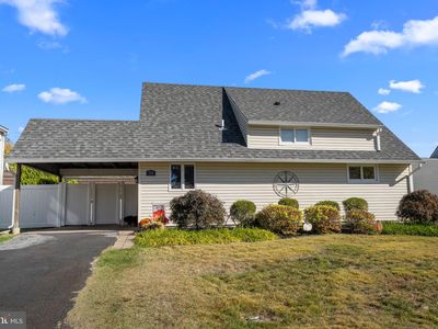 50 Neptune Ln, Levittown, PA, 19054