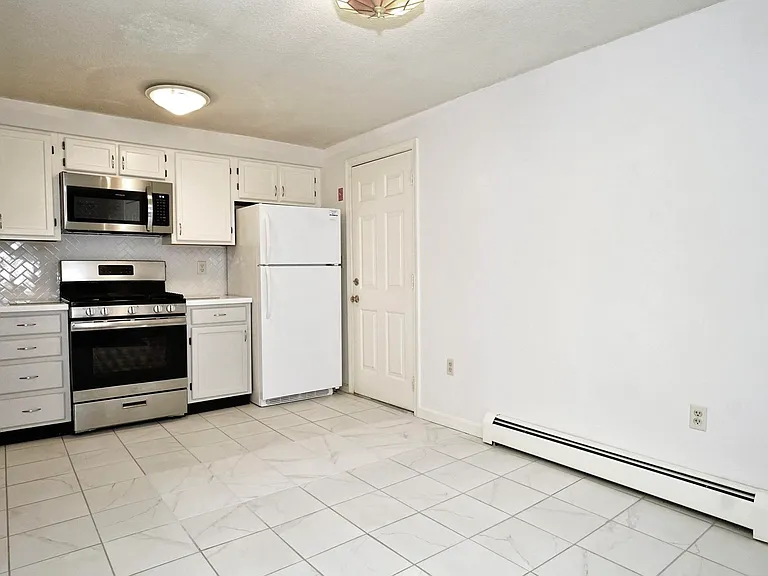50 Brookside Dr #G5 — Photo 4