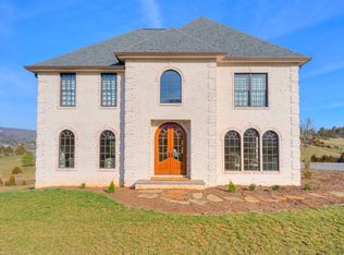 1511 Plank Dr, Blacksburg, VA 24060