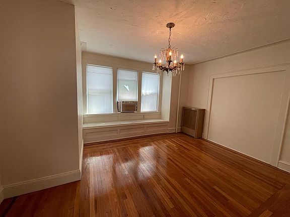 2nd image of 14615 119th Ave Floor 1