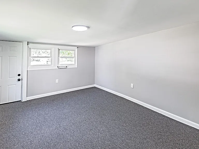 218 Sinnickson St — Photo 7