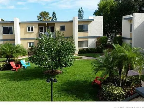 1510 NE 12th Ter APT E13, Jensen Beach, FL 34957